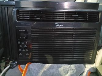 Midea Window AC Unit With Remote