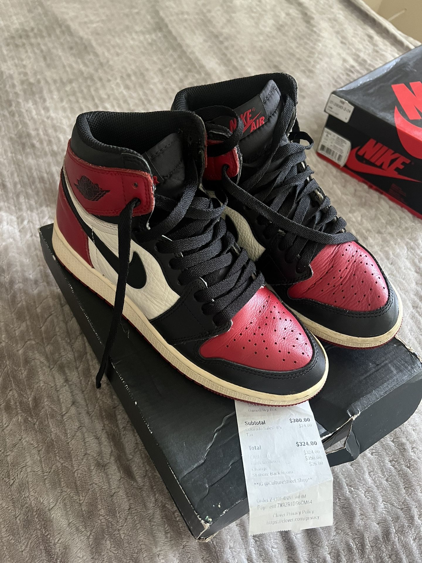 Air Jordan Retro 1 Size 5Y