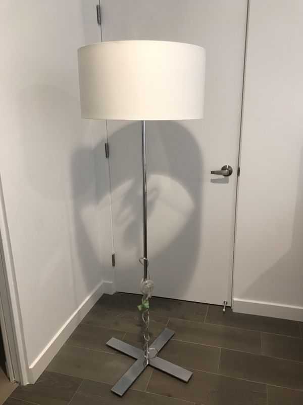 Crate And Barrel Floor Lamp Household In Universal City Ca Offerup