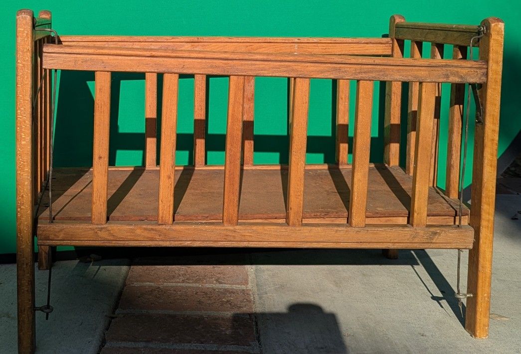 Antique Baby Doll Crib Solid Oak 