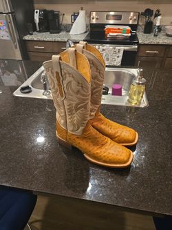Brand New Sz11 1/2 D Justin Real Ostrich Skin Boots
