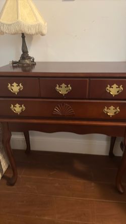 Antique accent piece