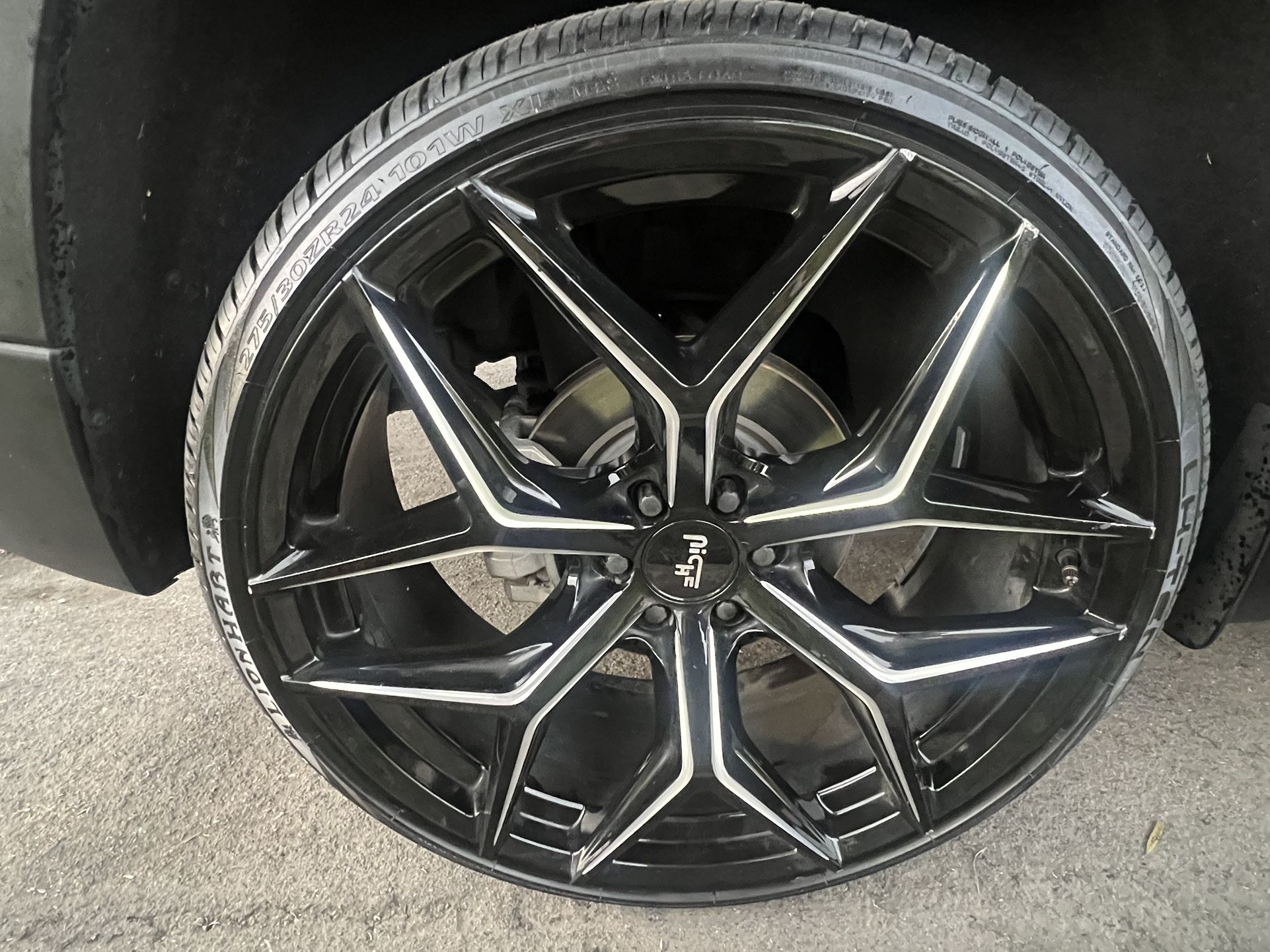 Chevy Traverse 24 Inch Rims And Tires