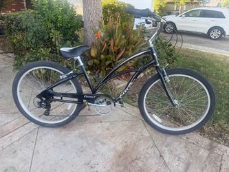Electra beach cruiser 7 speed in great shape