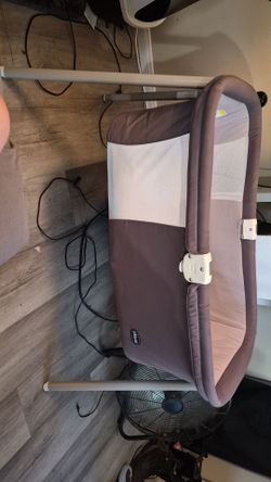 Collapsible baby basinet