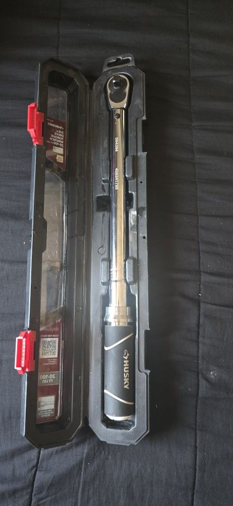 Husky 3/8" Drive Torque Wrench 20-100Ft Lbs