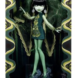 Monster High Scarah Screams