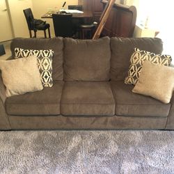 COUCH w/ Pillows