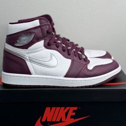 Air Jordan 1 “Bordeaux” Size: 9M (Worn)
