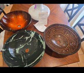 💥New! AQUATERIOR AQT0121
Tempered Glass Circular Vessel Bathroom Sink ( no faucet)
(RESEDA CA)