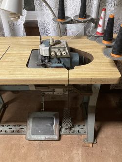 Overlock Sewing Machine