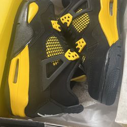 Yellow Thunder 5.5y