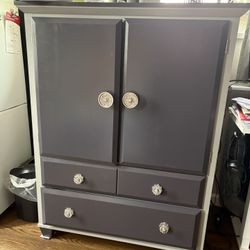 Armoire