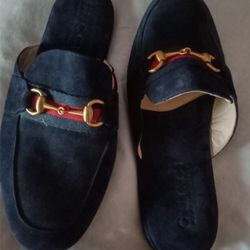 Brand New Never Worn Gucci Slippers Beautiful Royal Blue Color
