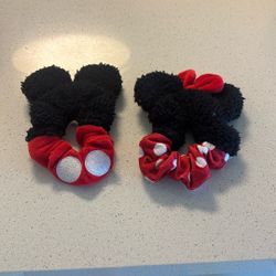 Mickey And Minnie 