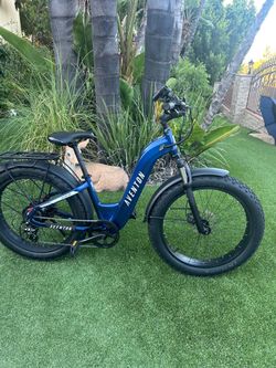 Aventon Aventure 2 Electric Bike - Like New