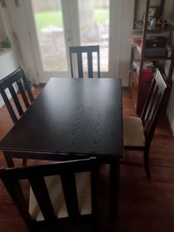 Dining table and 4 chairs