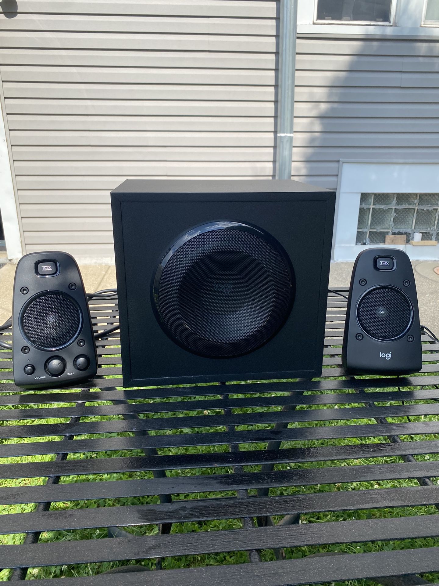 Logi THX Speaker System