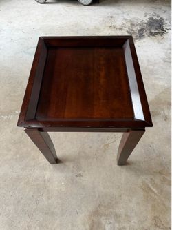 End table