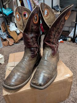Ariat cowboy boots