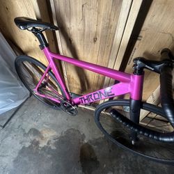 throne trackLord fixe