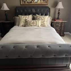 Queen Bed Frame And Tempurpedic Mattress