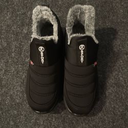 Brand New Sports Black Fur Lines Ankle Boots Size 7