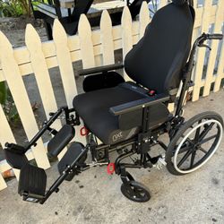 Wheelchair 