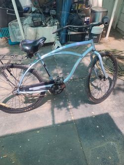 Schwinn Cruiser Bike Light Blue