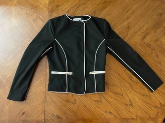 Like New H&M Black Blazer with White Trim - Size 10