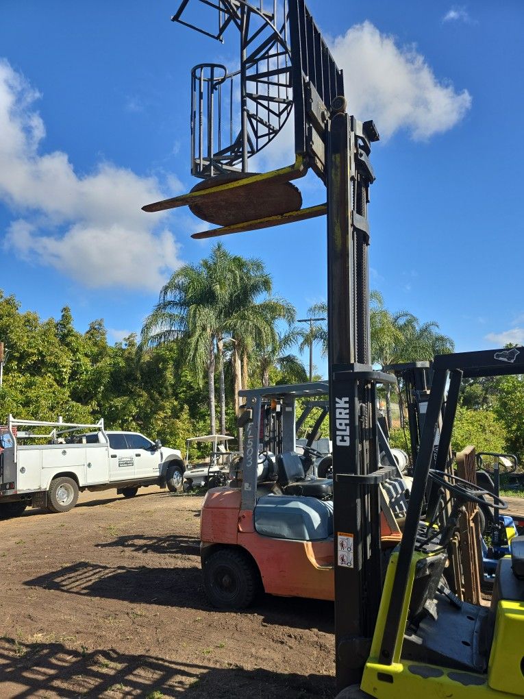 Forklift
