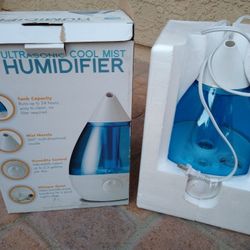 Crane brand teardrop humidifier