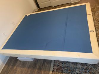 Tempur-pedic Electric  queen base with massage settings