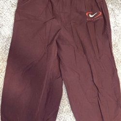 Nike Windbreaker Track Pants – Maroon/Burgundy