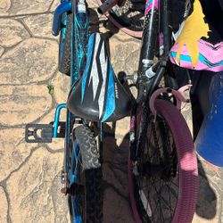 Girls & Boys Bike For Age 8 And 6 .