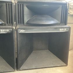 Peavey speakers 15’s