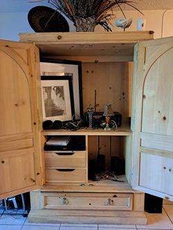 Armoire