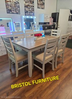 ☠️ Dining Set 7 Pc, Antique White, Light Brown Top, Solid Wood, Brand New.