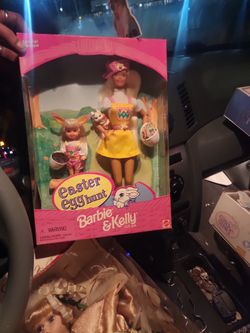 Barbie And Kelly Easter Egg Hunt