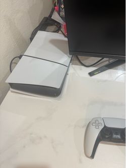 Ps5, 2 controllers and ASUS 200Hz Gaming Monitor