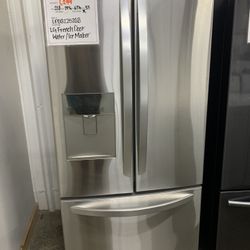 REFRIGERATOR 