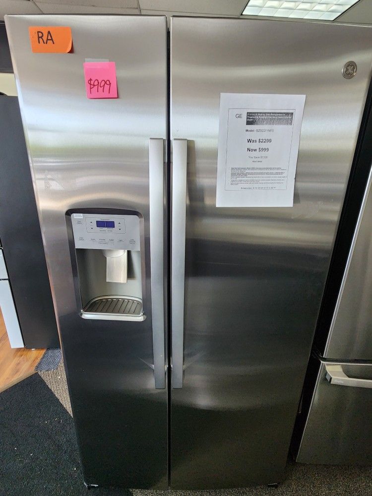GE 21.8 cu. ft. Side by Side Refrigerator in
Fingerprint Resistant Stainless Steel, Counter
Depth