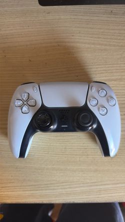 PS5 controller