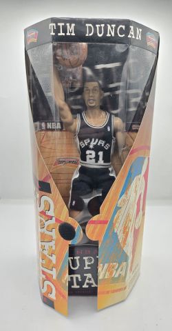 Tim Duncan NBA Spurs Action Figure (mesa)