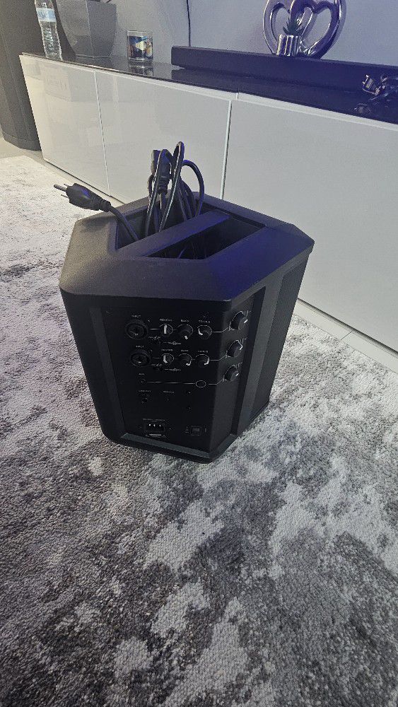 1 Bose - S1 Pro Portable Bluetooh Speaker System 