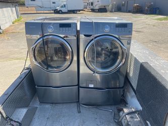 Samsung Front Load Washer and Dryer Set