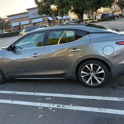 Nissan maxima 2016