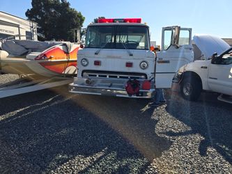 1987 Grumman Fire Truck White Cab-Over