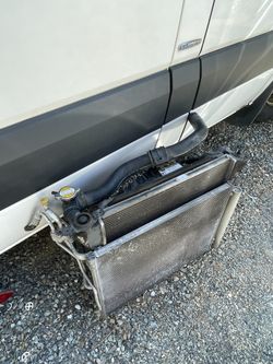 Hyundai Sonata Radiator Assembly 