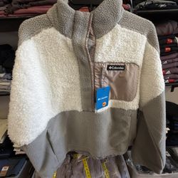 Women’s Columbia Sweater